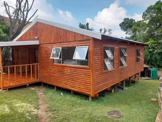 Te Koop 9mx10m 2 bedroom R160,000