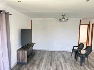 Te Koop 9mx10m 2 bedroom R160,000