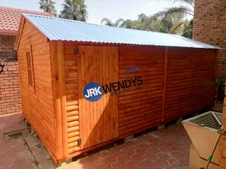 We do Wendy&#39;s houses Logo cabin wood