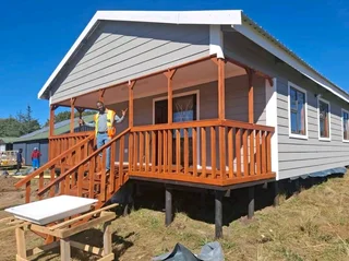 Wendy&#39;s houses Logo cabin Nutec houses