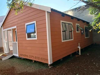 We do Wendy&#39;s houses Logo cabin and Nutec houses