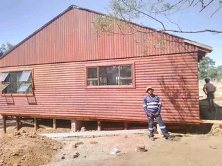 I have special Wendy&#39;s houses Logo home