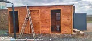 We specializing Wendy&#39;s houses