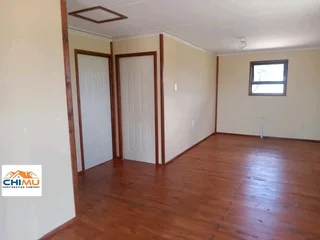 We specializing Wendy&#39;s houses Logo home