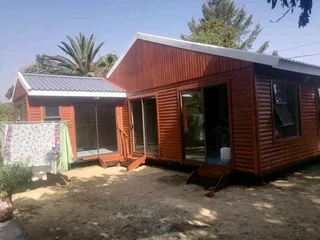 We do Wendy&#39;s houses Logo cabin