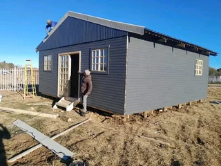 6mx6m 1 bedroom 1 bathroom R88,000