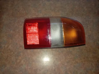 Mitsubishi L/Tale Light 2002 for sale urgent please!