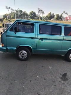 Vw microbus in good condition papers fine it a start and go car no chance it in good condition
