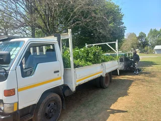 4,5 And 8 To 12 Ton Trucks For Hire