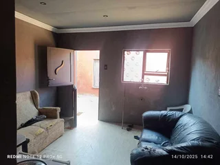 Modern 3-bedroom home in Sebokeng, Boitumelo