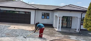 Tar Roads and Driveways