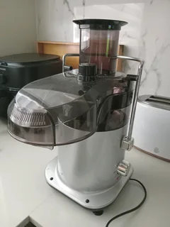 Juice blender