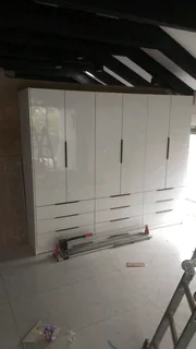 Cupboards and wardrobes installation