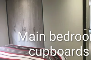 Bedroom available in 3bed house