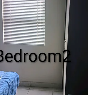Bedroom available in 3bed house