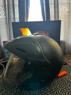 Vuka motorcycle helmet