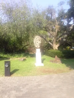 Hi my name is loveness if you need someone to cook, clean I'm here for you