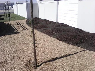 13MM AND 19MM,DECORATIVE PEBBLE STONES,INTERLOCK  PAVING,SUPPLY AND INSTALLATION