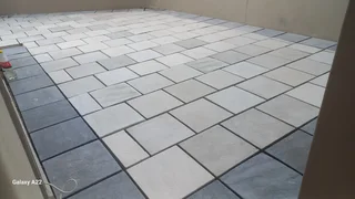 Paving,block,bond,intrlock,wheatstone,we Transform Your Driveway .