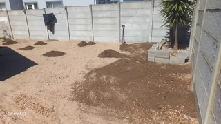 100%WEED FREE#KIKUYU#BUFFALO#LM BEREA#GULF GREEN#CYNODONE,LAWN DRESSING,  SUPPLY AND INSTALL.