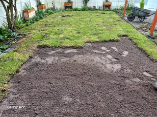 FRESH FROM THE FARM,BUFFALO,KIKUYU,LM BEREA,GULF GREEN,CYNODONE,LAWN DRESSING,SUPPLY AND INSTALL