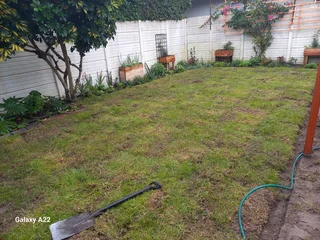 FRESH FROM THE FARM,BUFFALO,KIKUYU,LM BEREA,GULF GREEN,CYNODONE,LAWN DRESSING,SUPPLY AND INSTALL