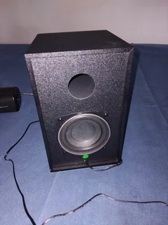 2.1- Channel  sound bar and woofer for sell