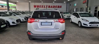 TOP SELLER - Toyota RAV4 2.0 GX 4x4 AT available now!