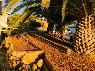 Returning wall blocks