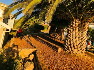 Returning wall blocks