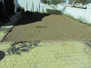 100% WEEDFREE #NATURALGRASS #KIKUYU #LMBEREA #BUFFALO #ORGANIC COMPOST #SUPPLY N INSTALLATION