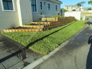 100% WEEDFREE #NATURALGRASS #KIKUYU #LMBEREA #BUFFALO #ORGANIC COMPOST #SUPPLY N INSTALLATION