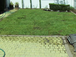 100% WEEDFREE #NATURALGRASS #KIKUYU #LMBEREA #BUFFALO #ORGANIC COMPOST #SUPPLY N INSTALLATION