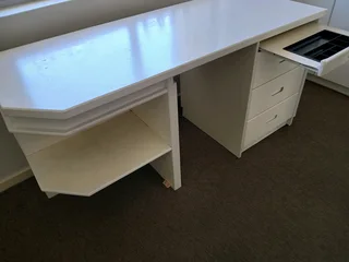 White DESK