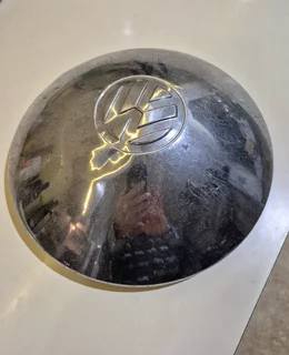 VW Beetle Hubcap