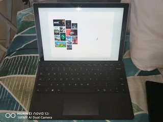 Silver Microsoft Surface Pro 7 latop