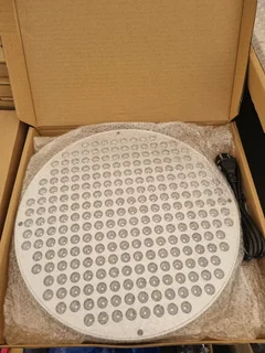 New and demo LED Grow light bundle for sale