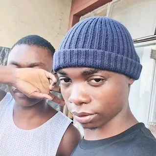 I'm looking a job as general work _garden boy