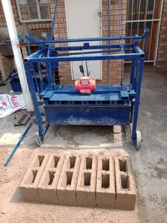 Manual 6 Per Drop Stock Brick Making Machine