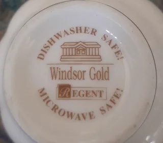 Windsor Regent Dinner and teaset