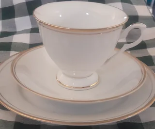 Chinese white and gold Teaset