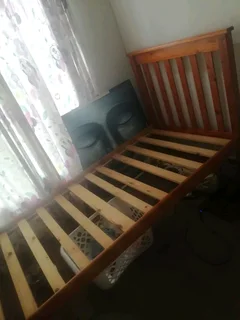 Single bed frame