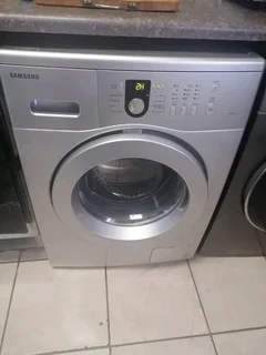 8kgs Silver Samsung tumble dryer