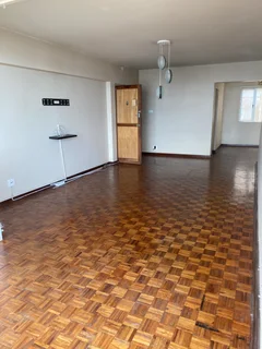 1.5 Bedroom flat in Victoria embankment R6500