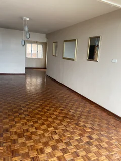 1.5 Bedroom flat in Victoria embankment R6500