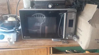 Russell Hobs 20l microwave