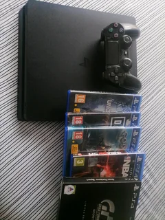 Playstation 4 slim 500GB &#43; 5 game&#39;s
