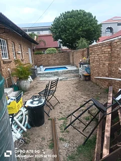 New pool shell installation new marbelite fibreglass New jacuzzi and repairs and pump paving thatche