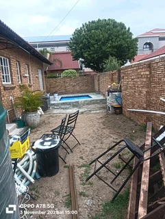 New pool shell installation new marbelite fibreglass New jacuzzi and repairs and pump paving thatche