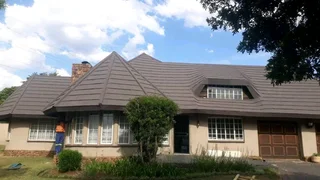 Thatch grass supply and installation